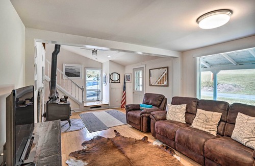 Edgewood Cottage | Jewett Gem w/Charcoal Grill & Mountain Views