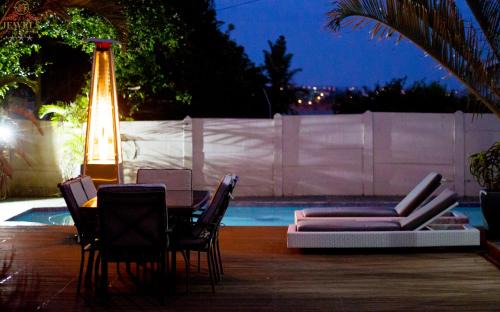 Nahoon Bed & Breakfast | JFT Jewels Guest House