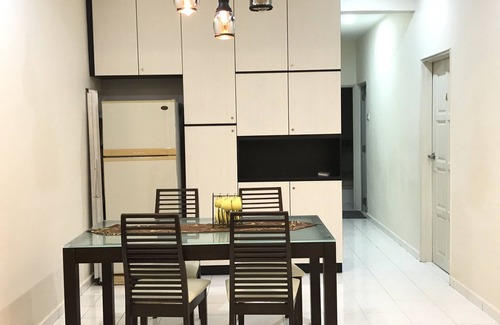 Ulu Tiram House | Jiaxin Homestay家馨民宿JBPuteriWangsa @ Ikea,Aeon,Midvalley,AustinHightWaterPark