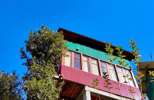 Jibhi Cottage | Jibhi Bliss treehouse Cottage-1
