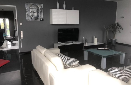 Uebach-Palenberg Apartment | Jidajo Boarding Lounge