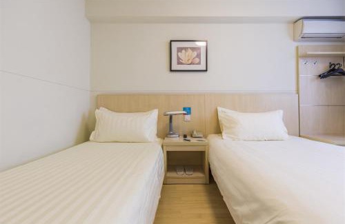 Shangqiu Hotel | Jinjiang Inn Select Shangqiu Zhecheng County Weilai Avenue Bus Terminal