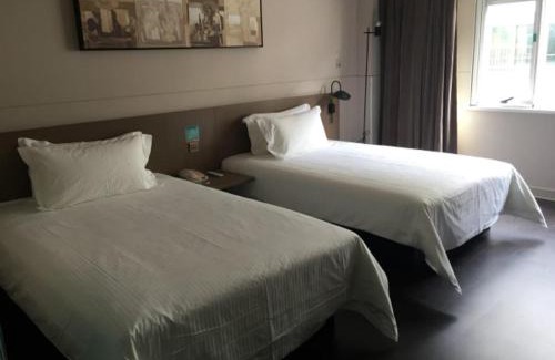 Guangling Qu Hotel | Jinjiang Inn Yangzhou Slender West Lake Dongguan Street