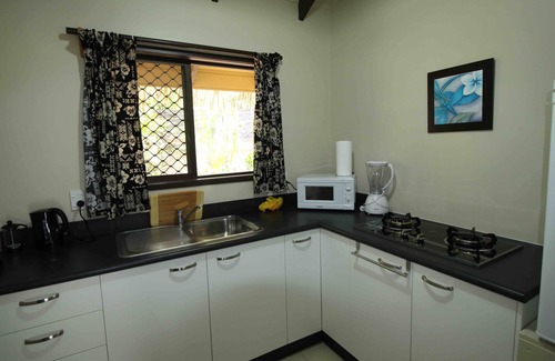 Takitumu District Villa | JJ's Retreat