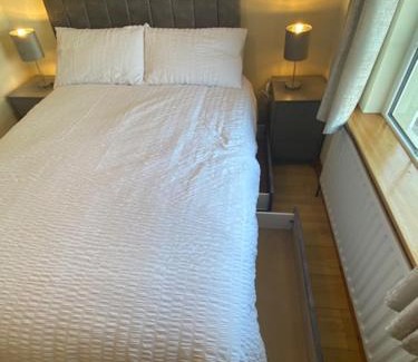 Ballyvaughan House | JMD Lodge - Self Catering Property in the heart of The Burren between Ballyvaughan, Lisdoonvarna, Doolin and Kilfenora in County Clare Ireland
