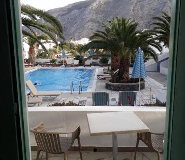 Kamari Apartment | Joanna Villas