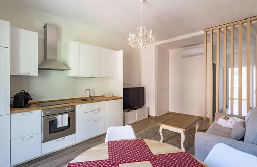 Rapallo Apartment | JOIVY Lele Apartment With Swimming Pool