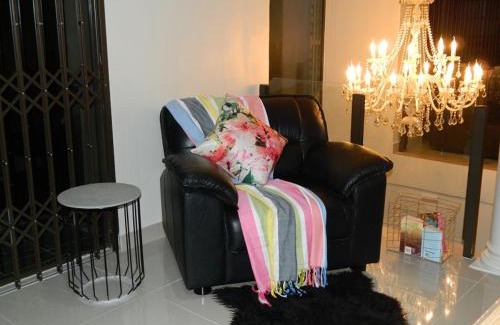 Mossel Bay Bed & Breakfast | JoJo's BnB