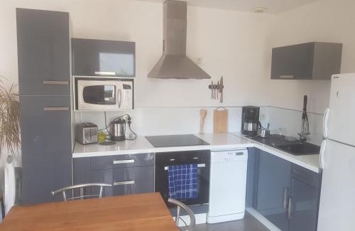 La Pallice Apartment | Joli appartement 50 m2 classé 3 etoiles avec terrasse et jardin