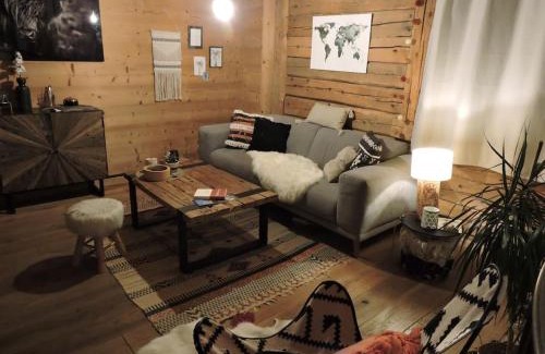 La Cote-dʼAime Apartment | Joli cocon au pied des montagnes