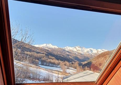 Allos le Seignus Apartment | joli studio vue montagne