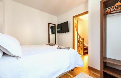 Romainville Apartment | Jolie Maison 3 à 6 pers - 35 min de Paris centre
