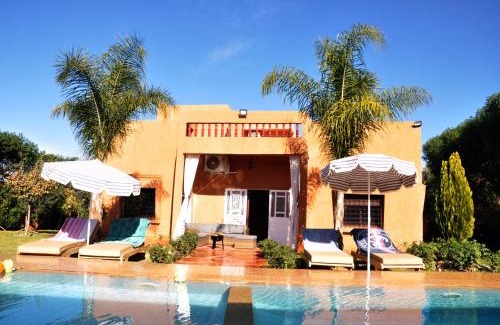 Ourika Villa | Jolie villa moderne avec piscine privée.
