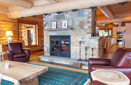 Smithers Villa | JollyMore | Deer Ridge