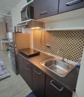 Canlubang Apartment | Joms Cozy Staycation