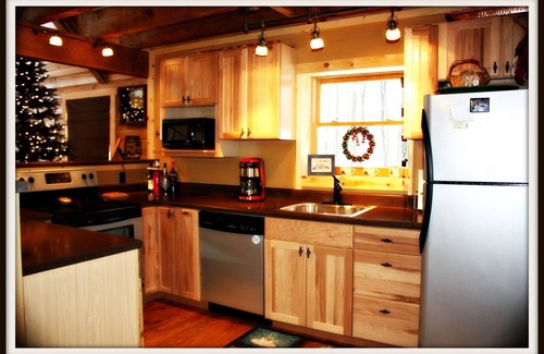 Rockwood Cabin | Jordan's Brook - NO PARTIES ALLOWED, Rate based on # of people