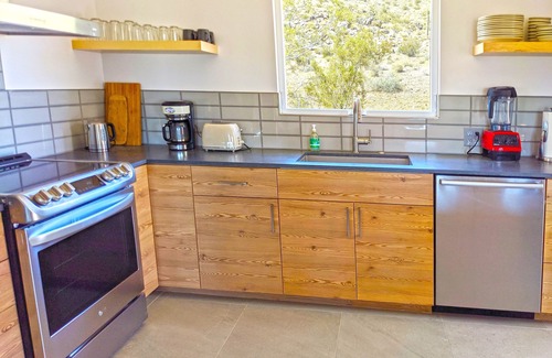 Yucca Valley House | Joshua Tree Dark Sky House - A Stargazer's Escape