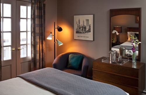 Hyde Park Bed & Breakfast | Journey Inn Bed & Breakfast