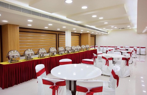 Onamthuruth Hotel | Joyees Residency