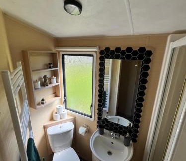 Girvan Apartment | JS Holidays The Westmorland Lagganhouse