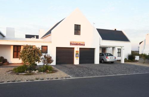 Dwarskersbos Apartment | Jubel n Juig Self Catering
