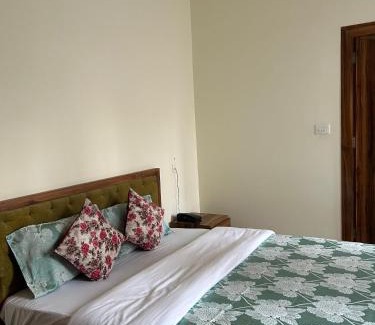 Sualkuchi Hotel | Jubels Inn