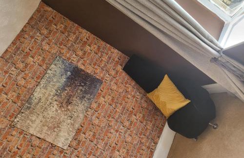 Liverpool Bed & Breakfast | Jubilee pub