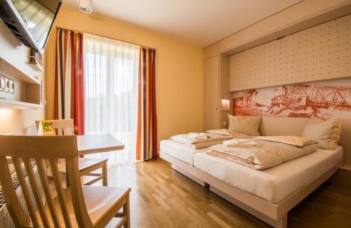 Juelich Hotel | JUFA Hotel im Brückenkopfpark - Jülich