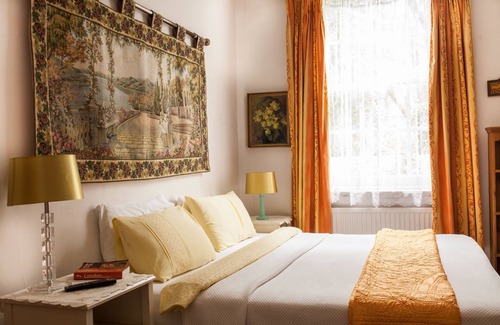 Pembridge House | Juliette's Bed and Breakfast