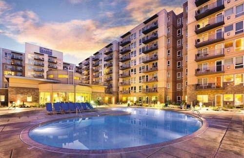 Seaside Gilbert District Resort | July 4th, 2025 at 5 stars WM Seaside resort. Enjoy Firework @ Oregon Coast