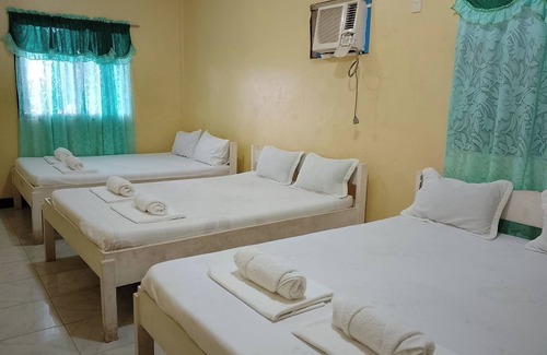Yumbing Hotel | July'S Haven Seaside Pension Camiguin