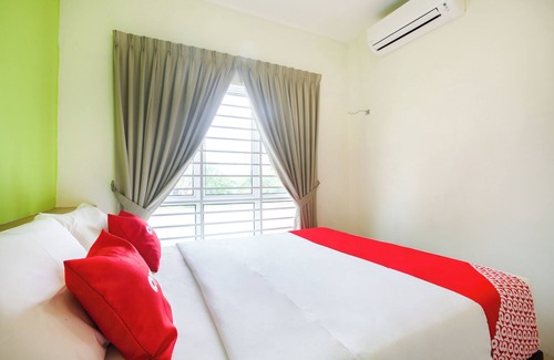 Downtown Hotel | Junction Hostel Poblacion Makati Avenue