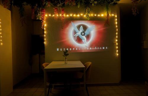 Secteur 1 Apartment | Jungle studio proche de la gare