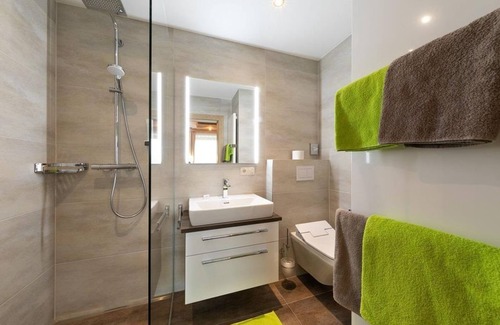 Ramsau am Dachstein Hotel | Juniorsuite Schmiedstock, shower, WC, 1 bedroom - Sporthof Austria