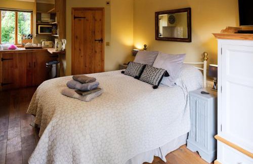 Thetford Apartment | Just a Minim - a beautiful studio in quaint rural location