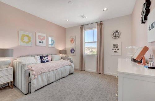Henderson House | Just Minutes to Everything