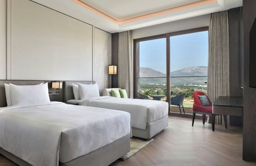 Kodalagurki Hotel | JW Marriott Bengaluru Prestige Golfshire Resort & Spa