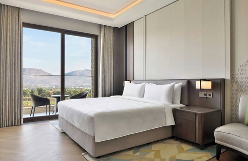 Kodalagurki Hotel | JW Marriott Bengaluru Prestige Golfshire Resort & Spa