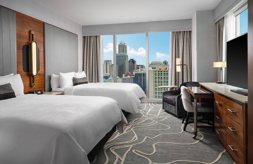 Downtown Indianapolis Hotel | JW Marriott Indianapolis