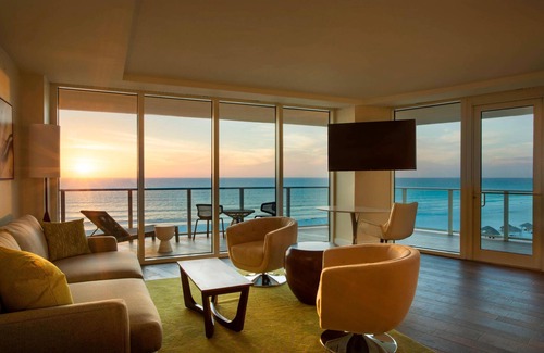 Marco Island Resort | JW Marriott Marco Island Beach Resort