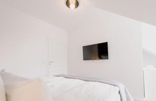 Greetsiel Apartment | Küsten Suite de See - Suite 2 direkte Deichlage, Balkon, 77qm