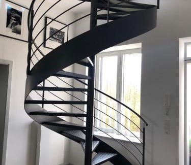 Pelzerhaken Apartment | Kailua Loft - Waterfront