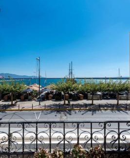 Kalamata House | Kalamata Aigli Lux Seafront Retreats- Up to 11ppl