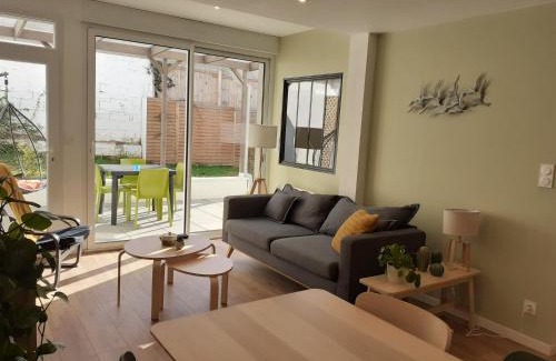 Lanester Apartment | "KALEE" Appartement T3 Terrasse avec petit jardin