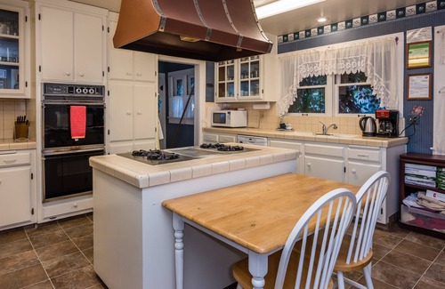 Nipomo Bed & Breakfast | Kaleidoscope Inn & Gardens
