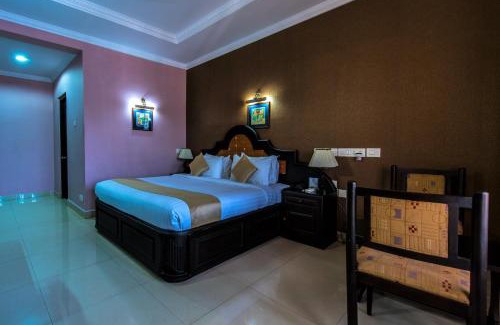 Irinjalakuda Hotel | Kallada Regency