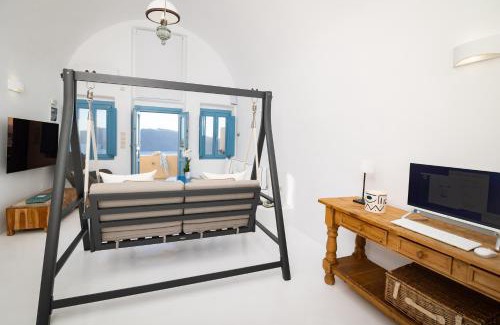 Oia Apartment | Kallisti Sunset