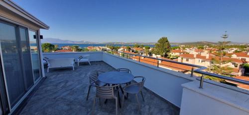 Altınyunus Mahallesi Hotel | Kalyon Cesme