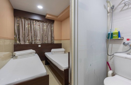 Mong Kok House | Kam Fu Guest House