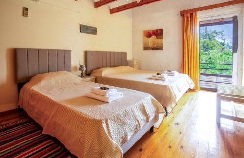 Akrotiri House | Kamera House - 10 min to Seitan Limania Beach